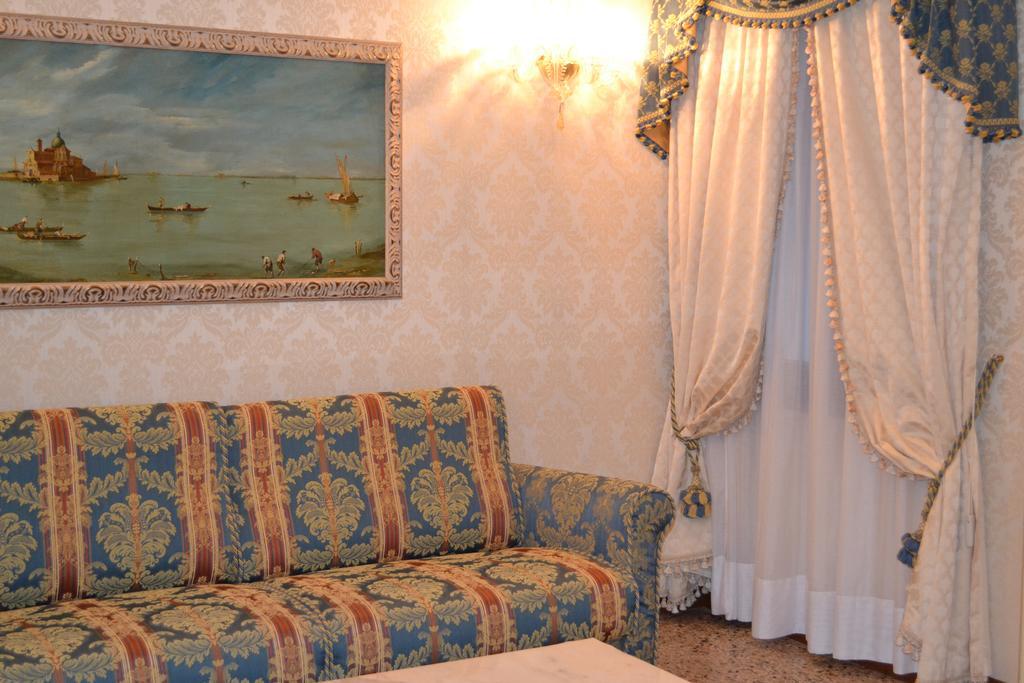 Guest House La Chicca Venezia Esterno foto